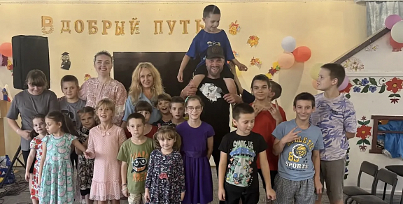 Культбригада Москонцерта выступает в зоне СВО - 2