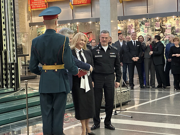 Сотрудникам Москонцерта вручили награды Министерства обороны - 10