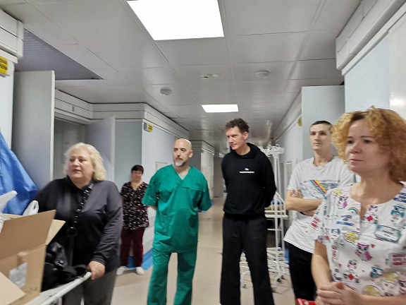Культбригада поздравила госпиталь Бурденко - 6